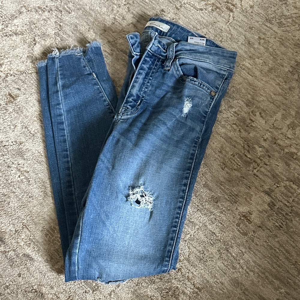 KanCan Light Blue Distressed Ankle Jeans